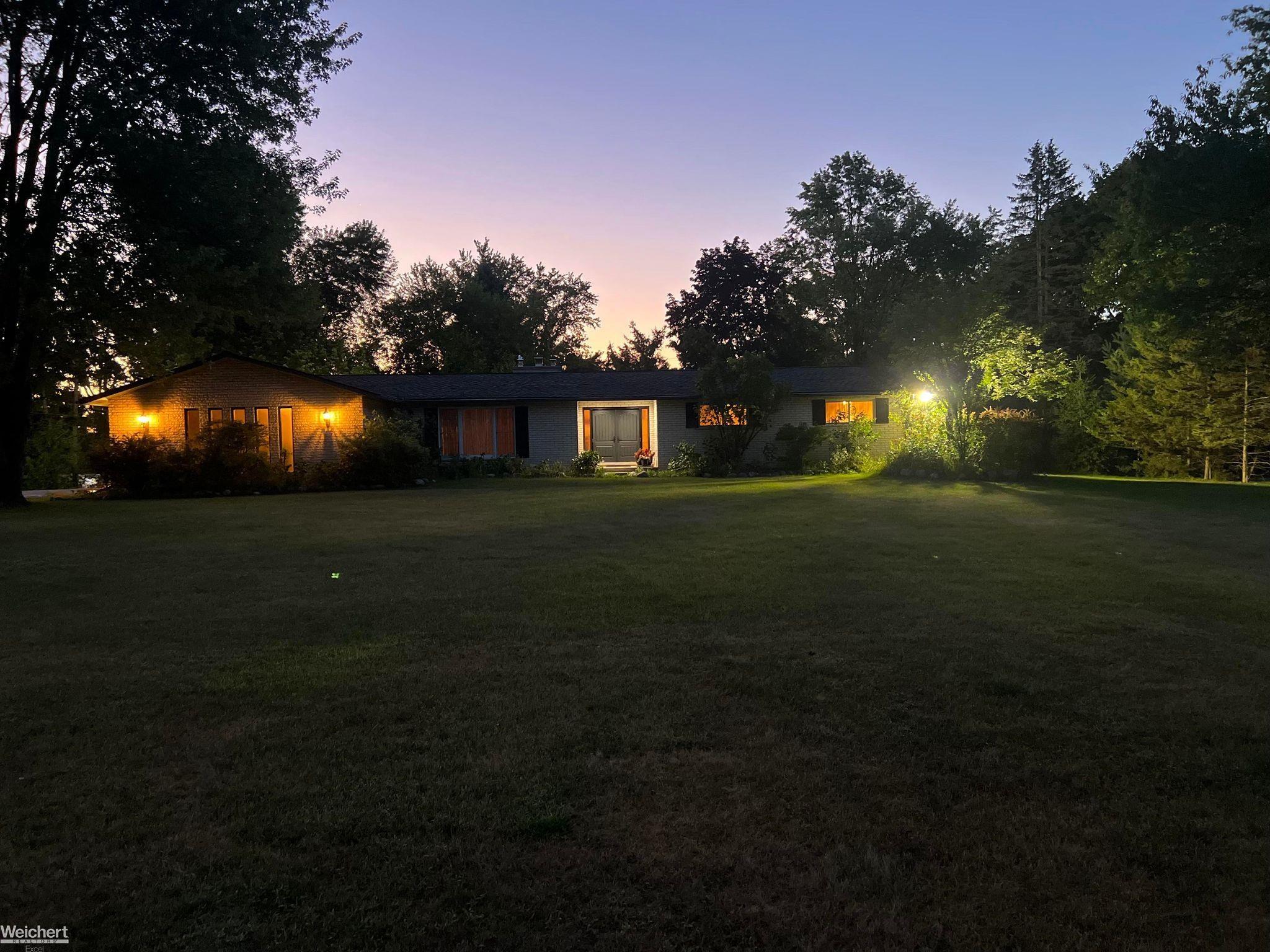1271 Green Ridge Road Rochester Hills, MI 48309 - Photo 12 of 68