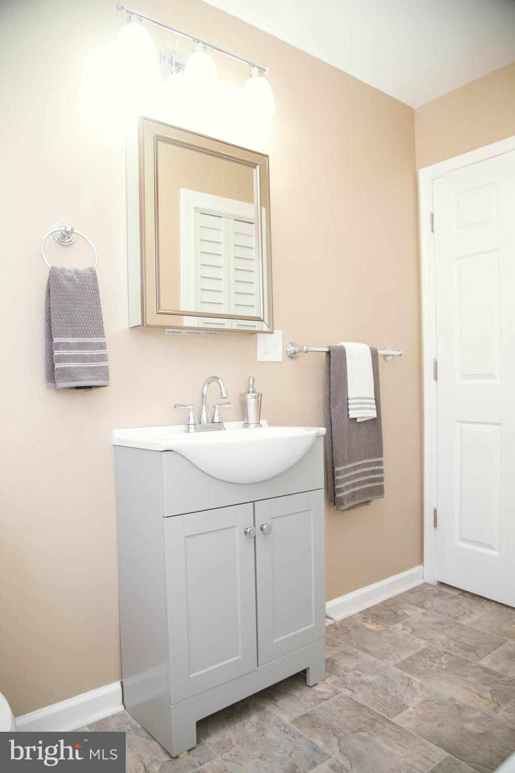 1209 Edgemont Road Harrisburg, PA 17109 - Photo 23 of 44 Gallery Image 23