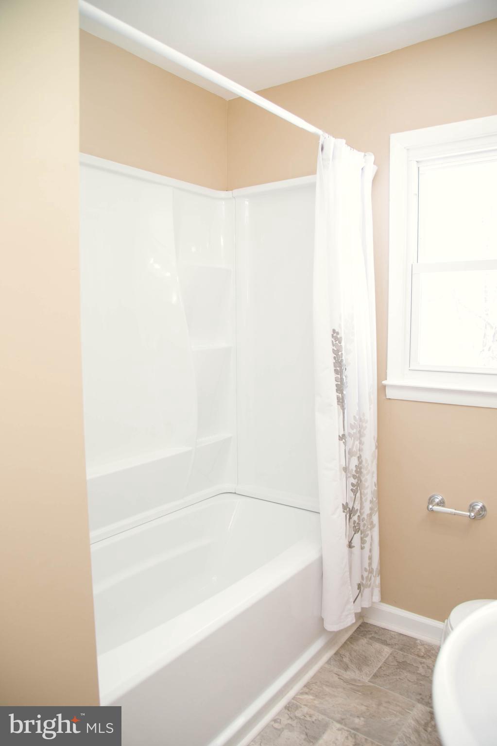1209 Edgemont Road Harrisburg, PA 17109 - Photo 24 of 44 Gallery Image 24