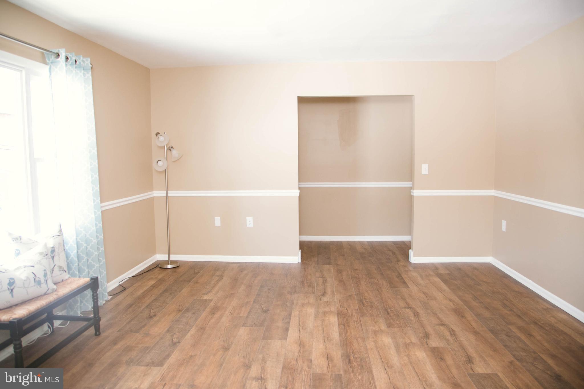 1209 Edgemont Road Harrisburg, PA 17109 - Photo 5 of 44 Gallery Image 5