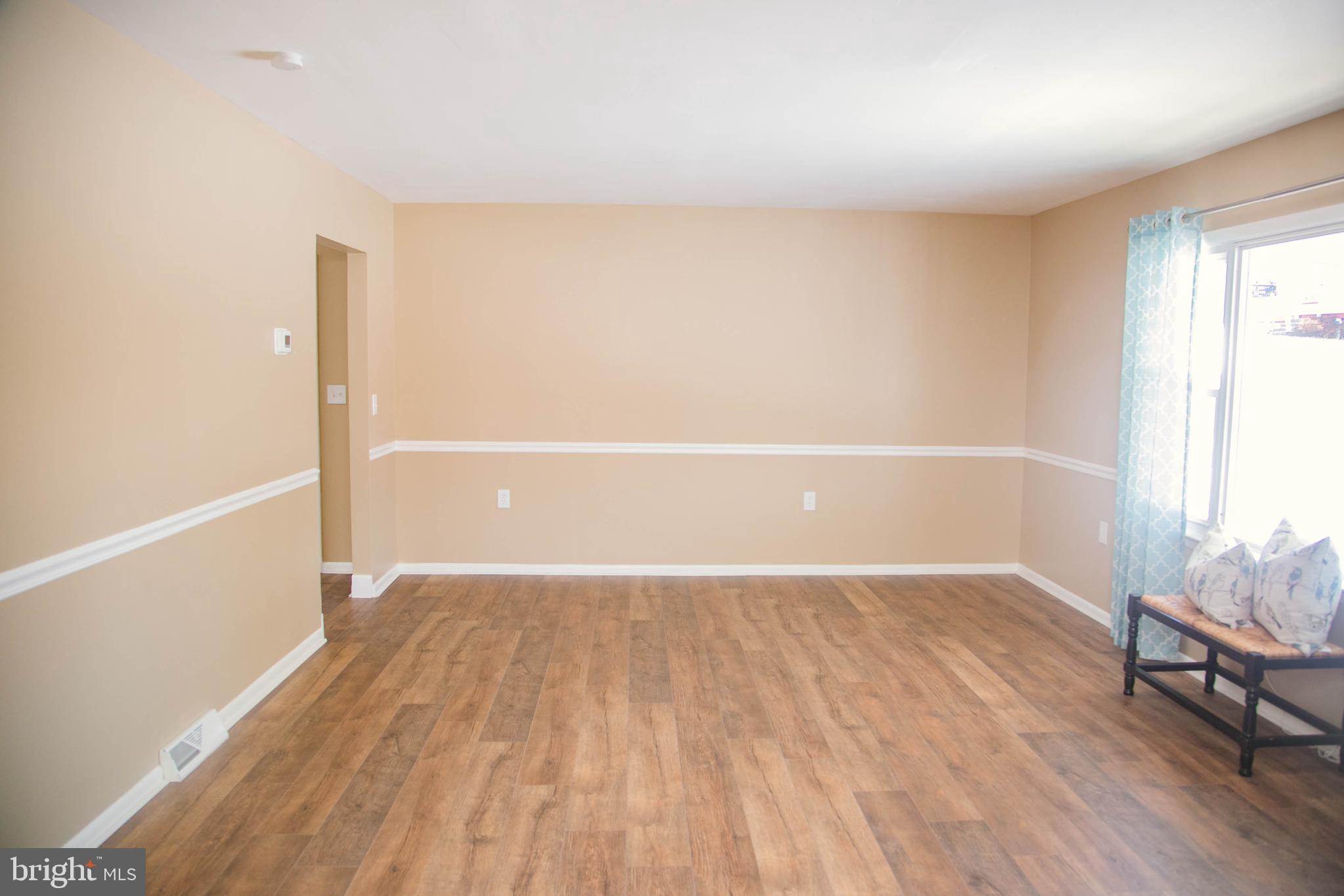 1209 Edgemont Road Harrisburg, PA 17109 - Photo 6 of 44 Gallery Image 6