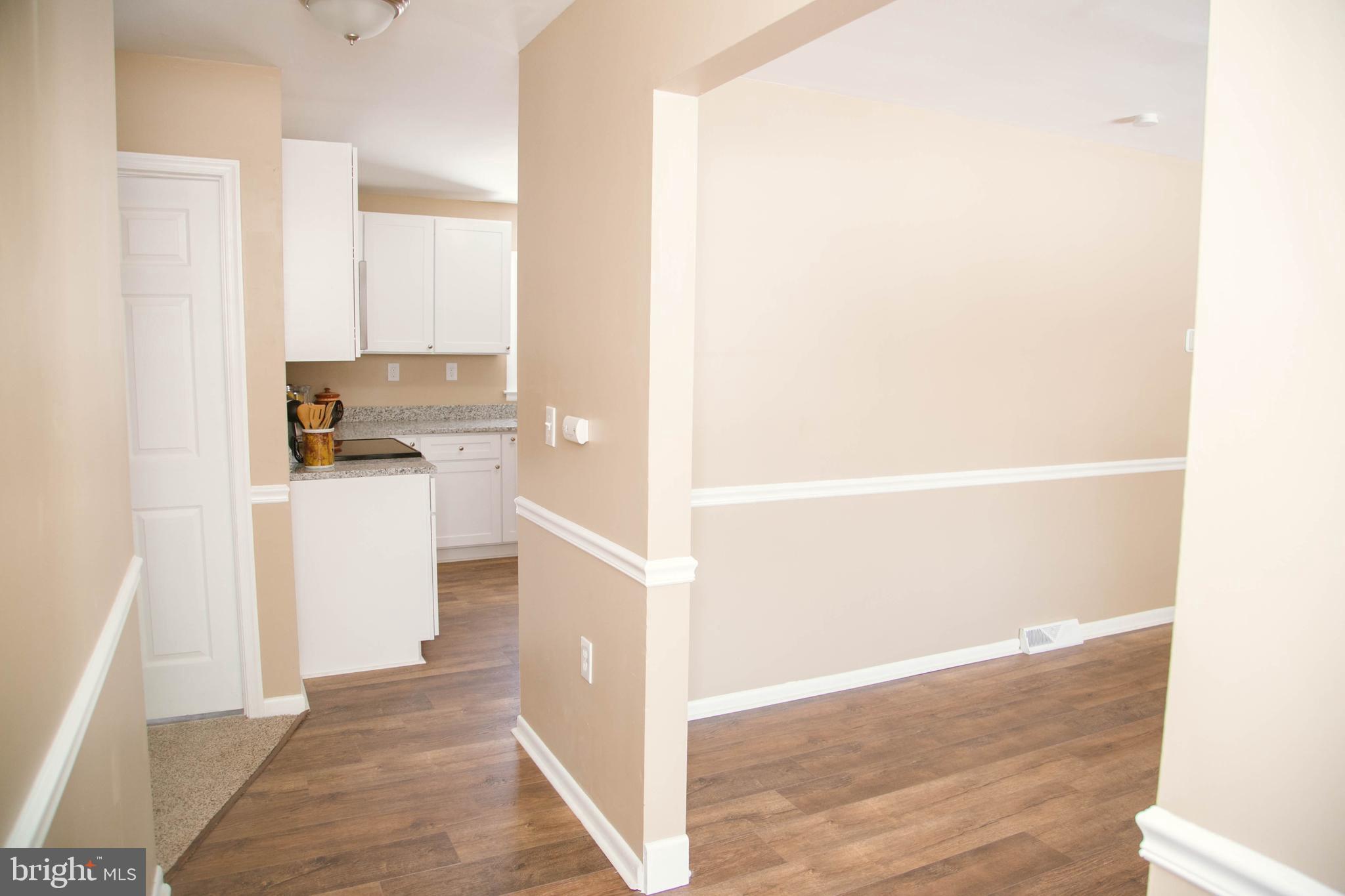 1209 Edgemont Road Harrisburg, PA 17109 - Photo 8 of 44 Gallery Image 8