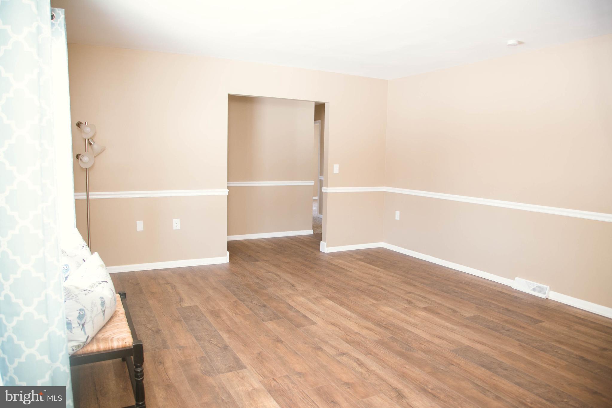 1209 Edgemont Road Harrisburg, PA 17109 - Photo 9 of 44 Gallery Image 9