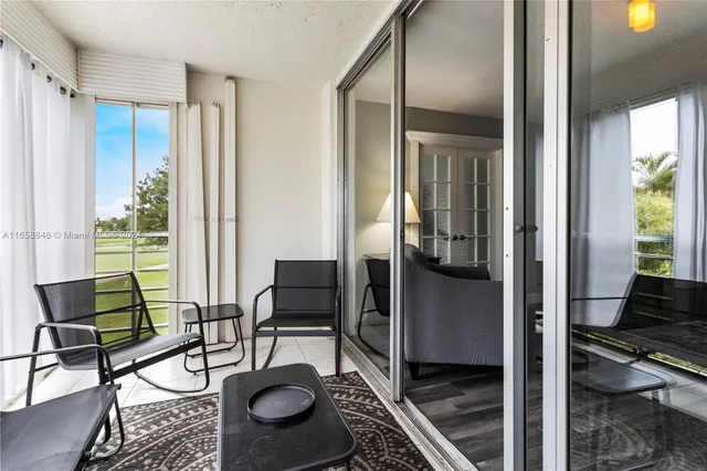 $2,850 | 3980 Oaks Clubhouse Drive, Unit 303, Pompano Beach, FL 33069