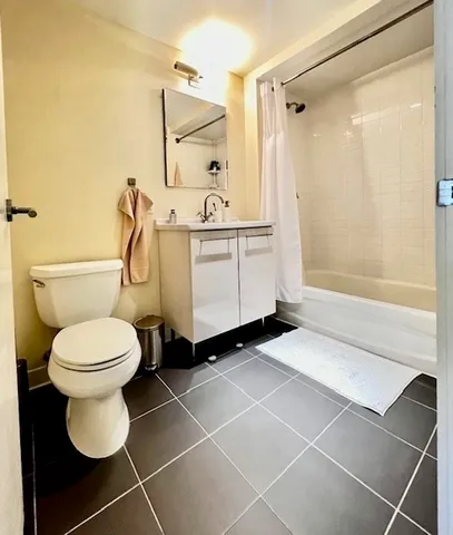 $948,000 | 2 Earhart Street, Unit 121, Cambridge, MA 02141