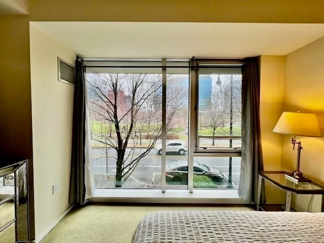 $948,000 | 2 Earhart Street, Unit 121, Cambridge, MA 02141