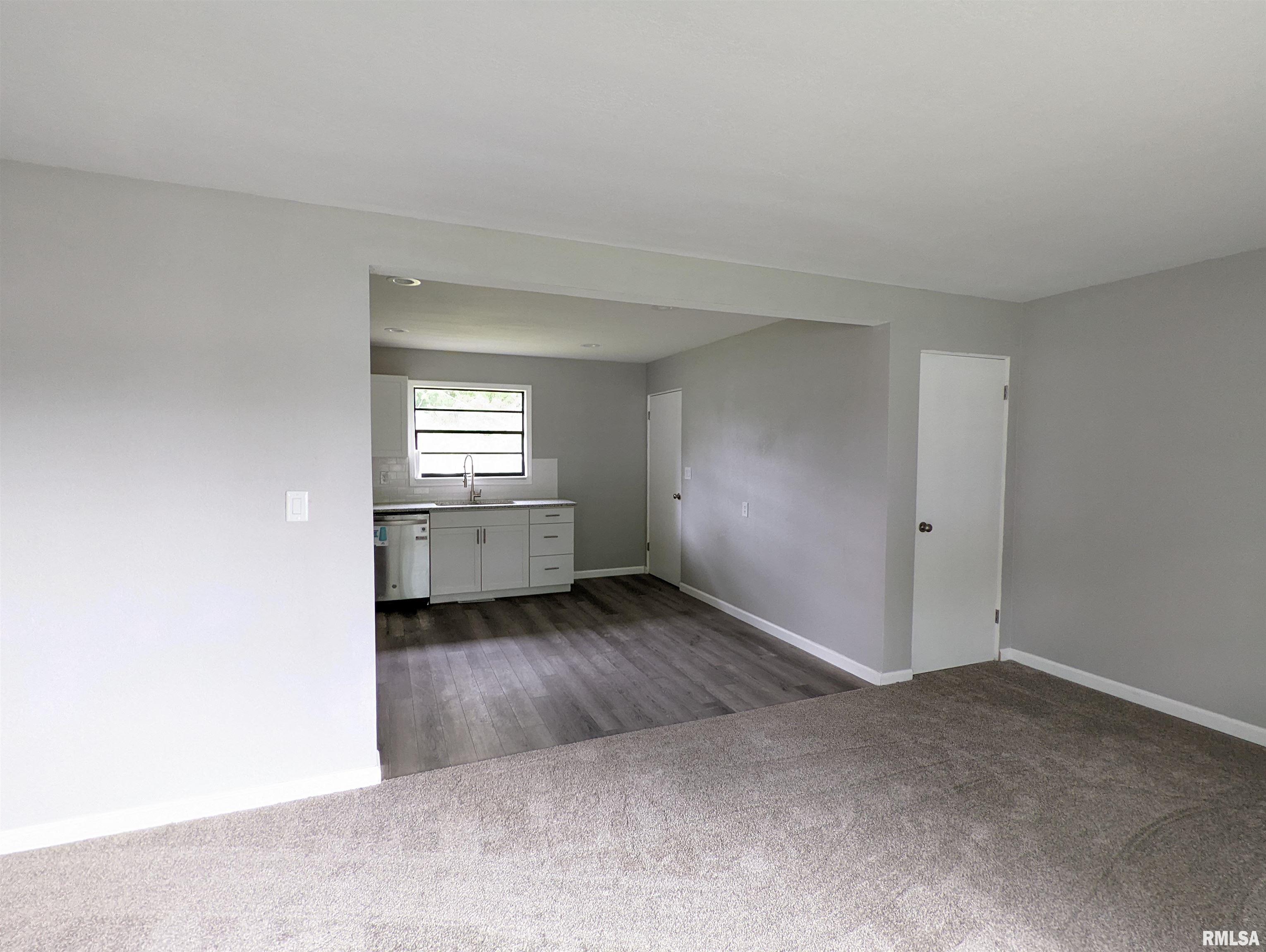 307 Elmhurst Drive Washington, IL 61571 - Photo 13 of 87