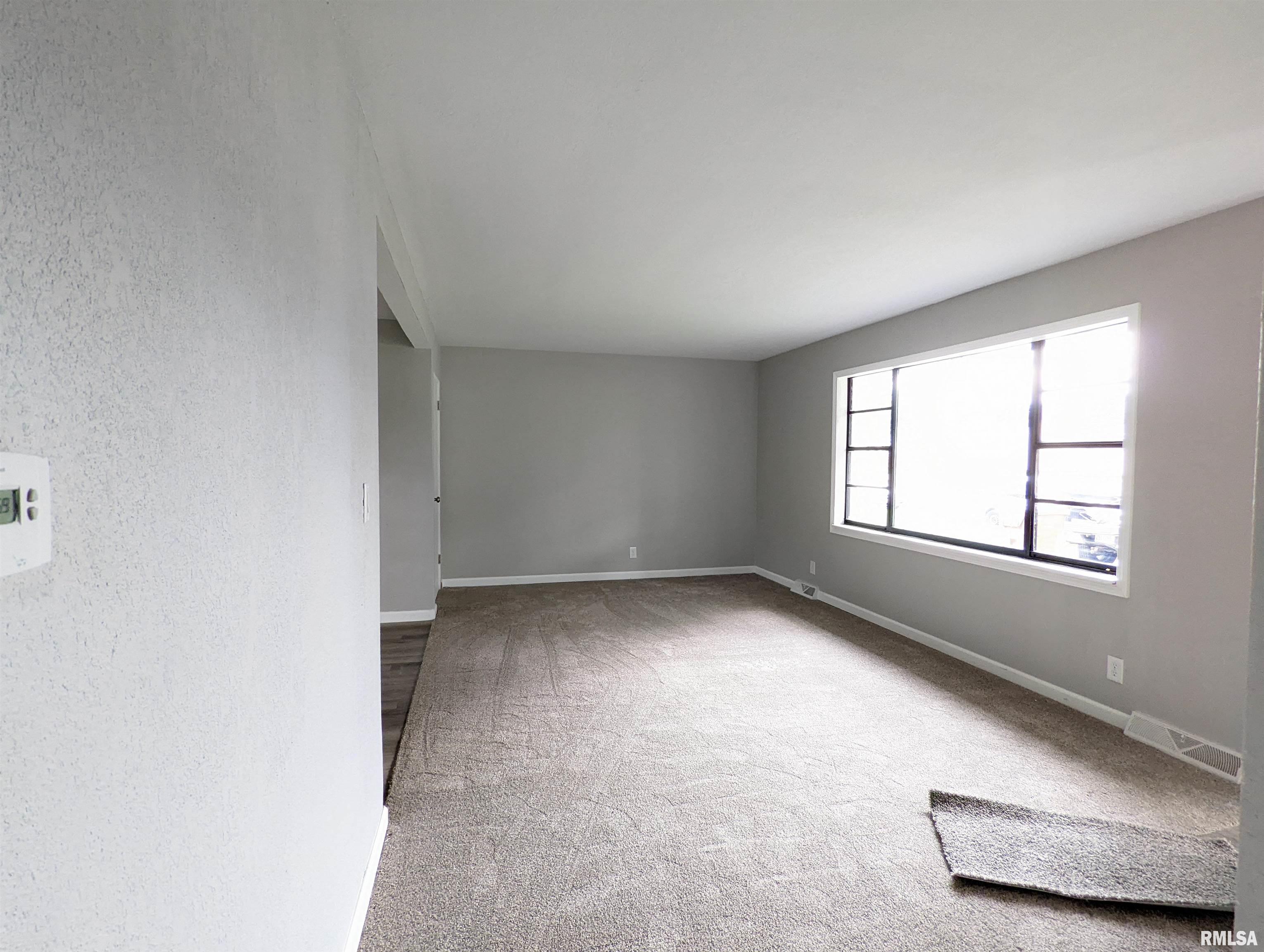 307 Elmhurst Drive Washington, IL 61571 - Photo 15 of 87