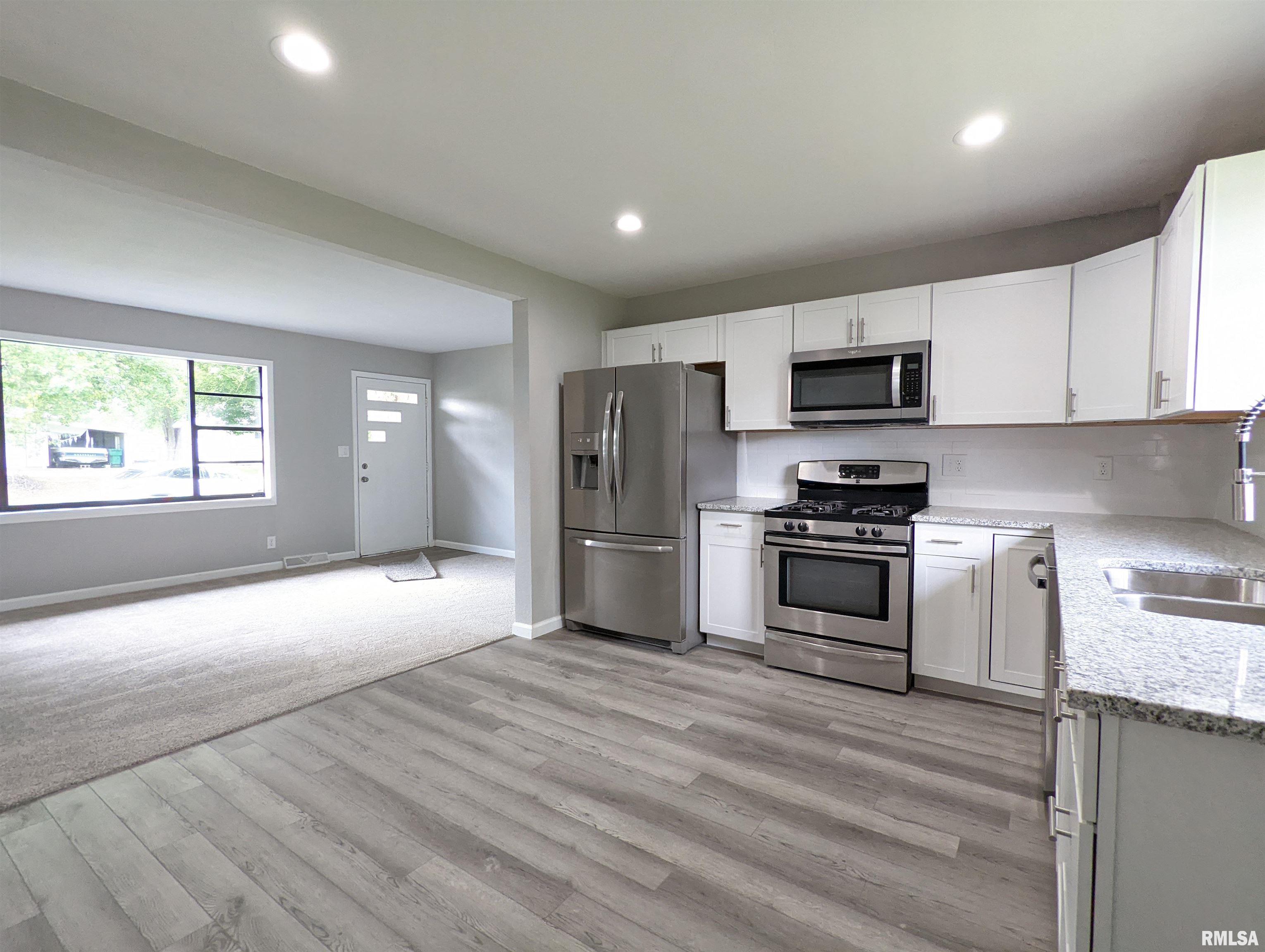 307 Elmhurst Drive Washington, IL 61571 - Photo 19 of 87