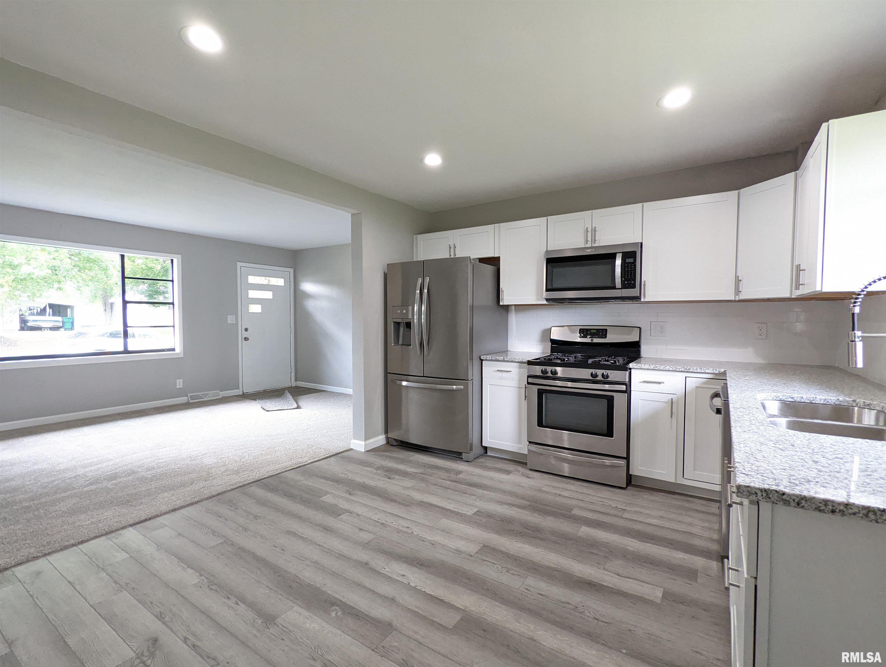 307 Elmhurst Drive Washington, IL 61571 - Photo 20 of 87