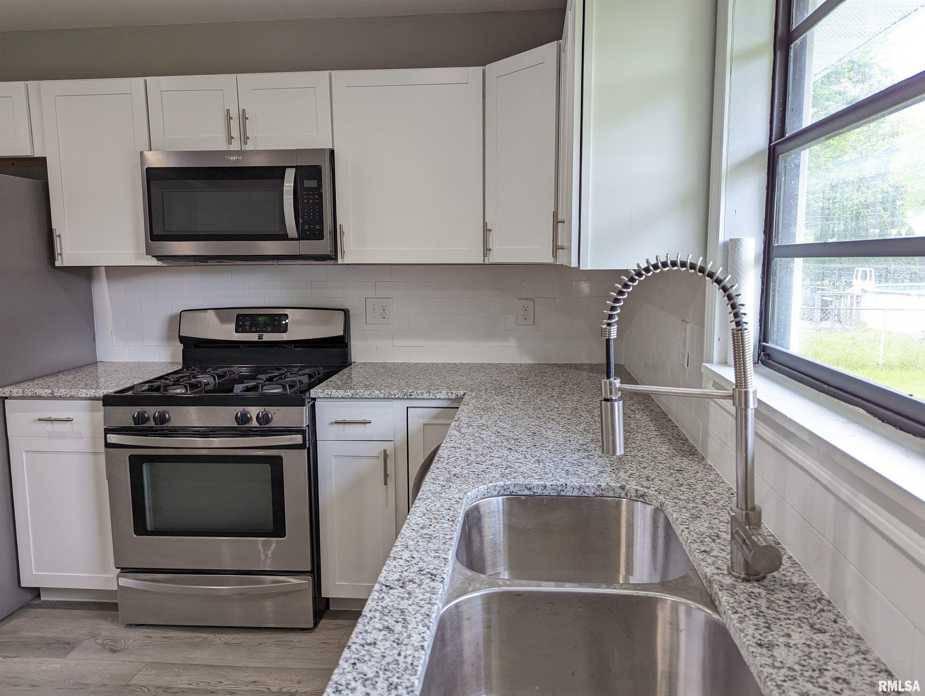 307 Elmhurst Drive Washington, IL 61571 - Photo 28 of 87