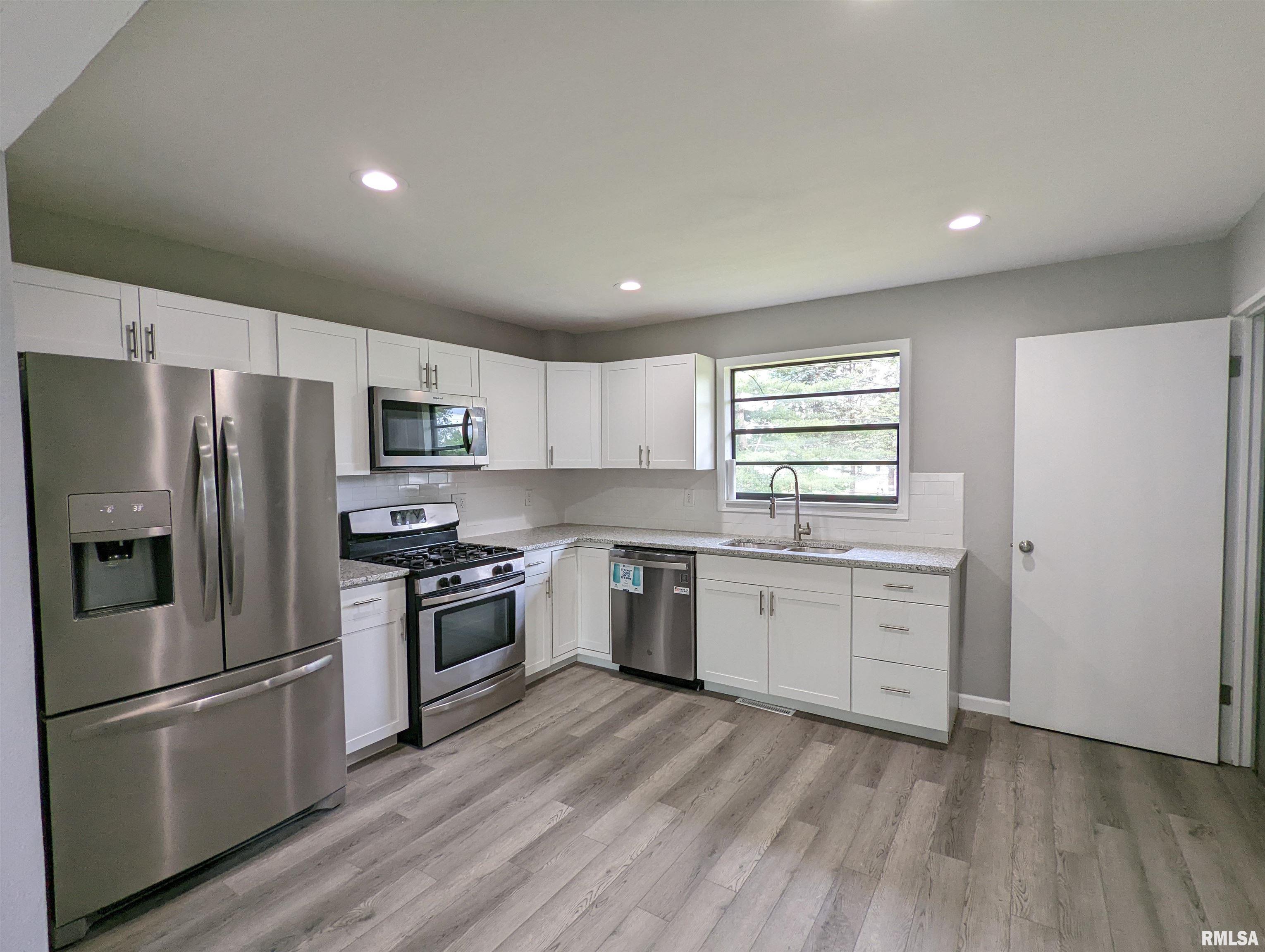 307 Elmhurst Drive Washington, IL 61571 - Photo 36 of 87