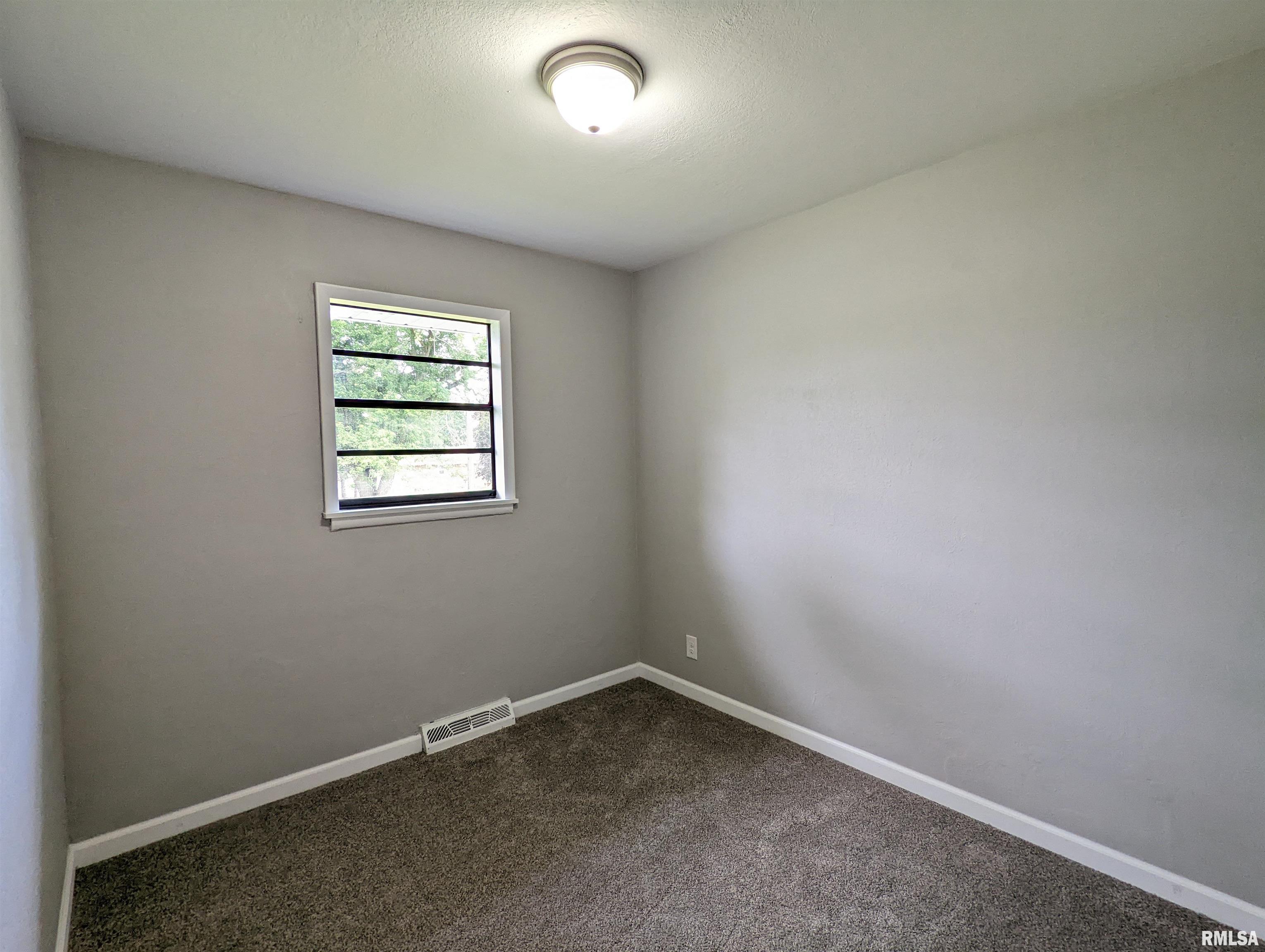 307 Elmhurst Drive Washington, IL 61571 - Photo 57 of 87