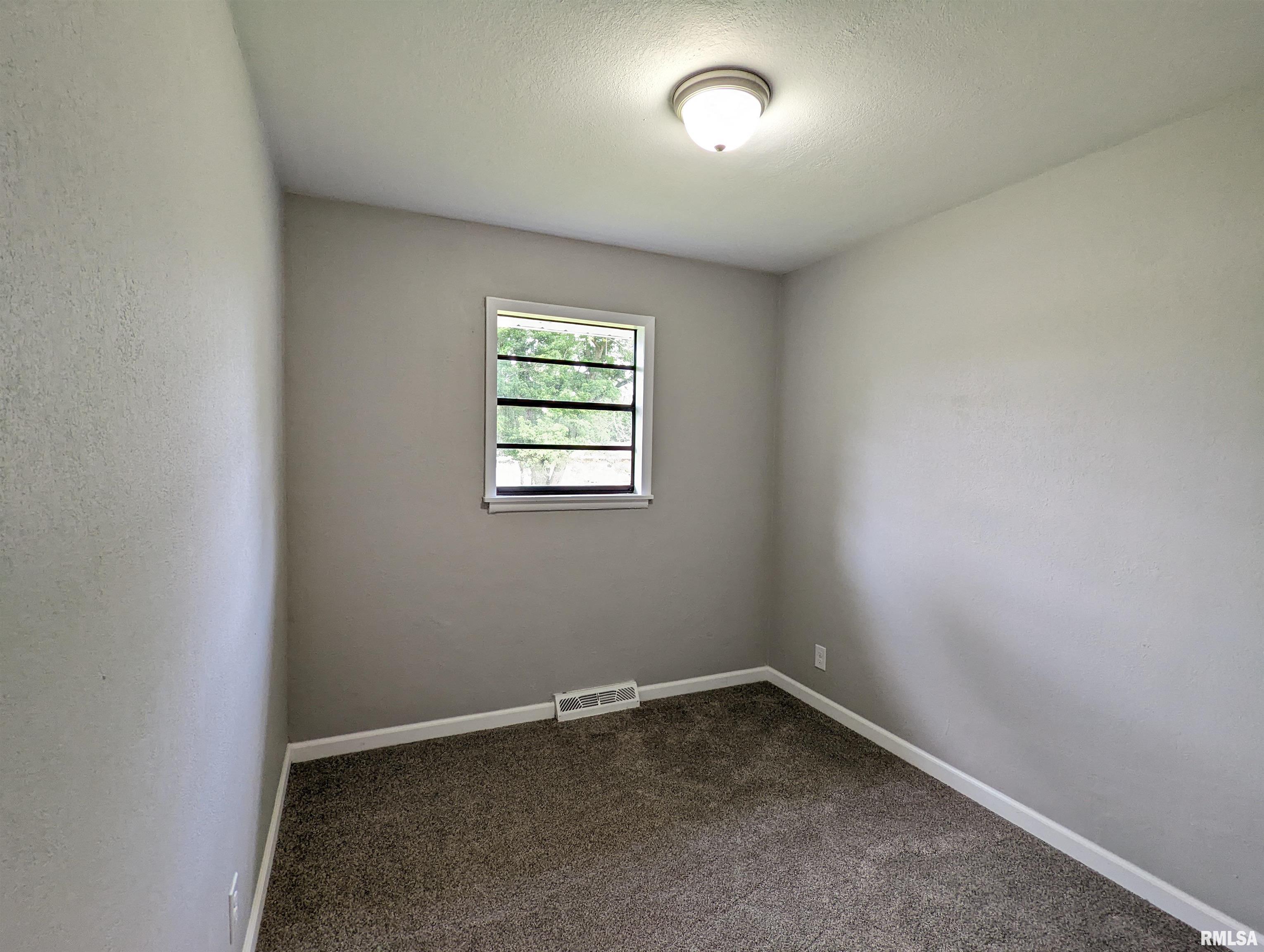 307 Elmhurst Drive Washington, IL 61571 - Photo 58 of 87