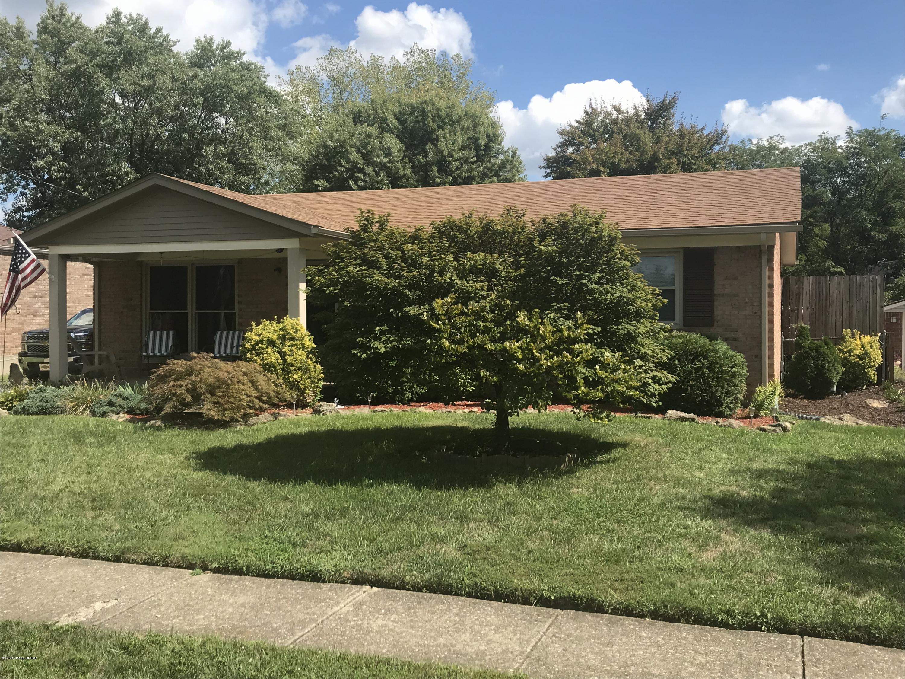5615 Axbridge Road Louisville, KY 40216 - Photo 2 of 17 Photo Sep 02, 2 56 07 PM