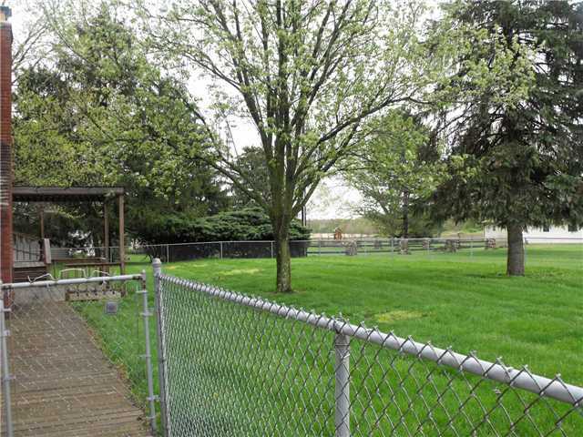 4197 South Bloomfield Royalton Road, Unit R Ashville, OH 43103 - Photo 11 of 13