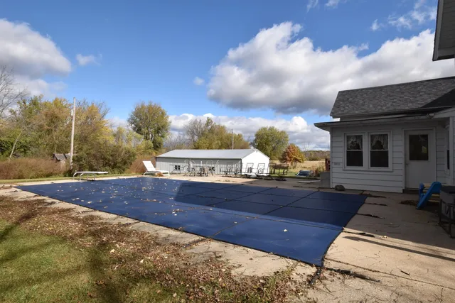 $895,000 | W2951 Monroe Road, Ixonia, WI 53036