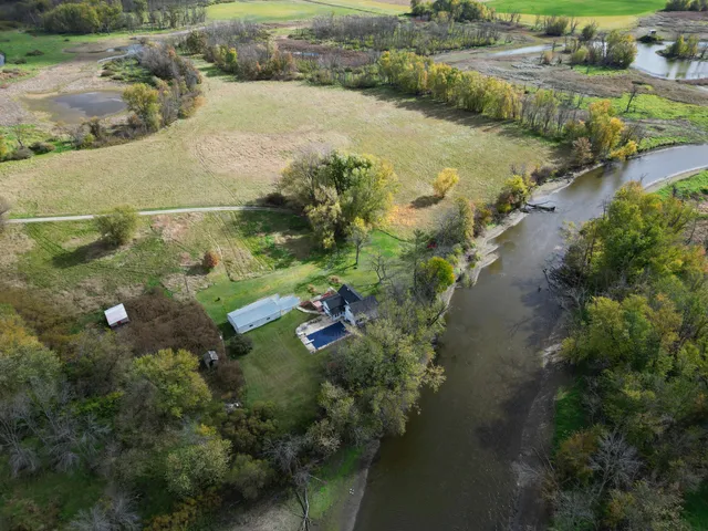 $895,000 | W2951 Monroe Road, Ixonia, WI 53036