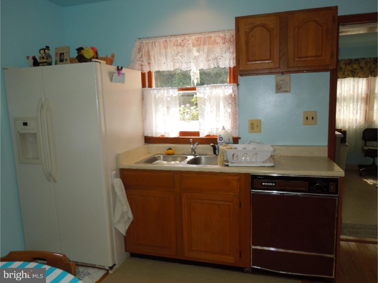 2715 Fenimore Road Hainesport, NJ 08036 - Photo 9 of 25