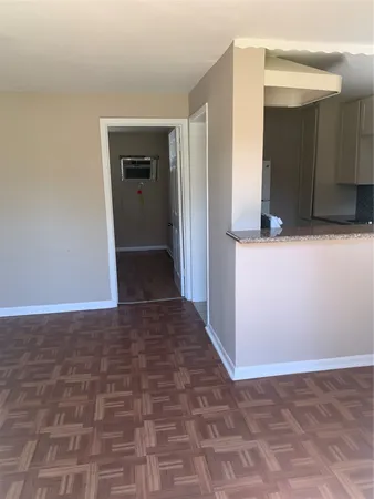 $850 | 9211 North Green River Drive, Unit 6, Houston, TX 77078