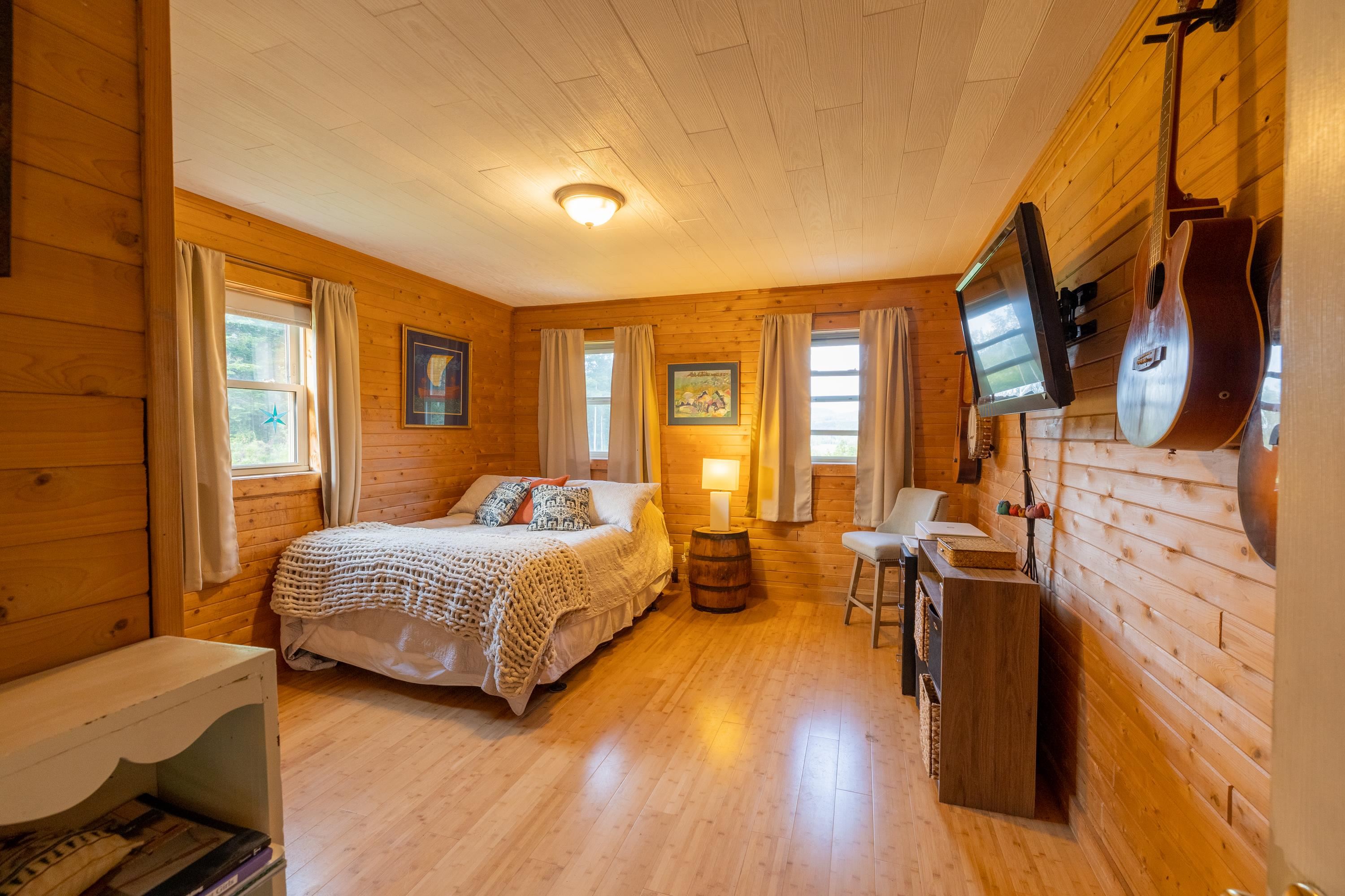 514 Heights Road Glover, VT 05839 - Photo 7 of 37