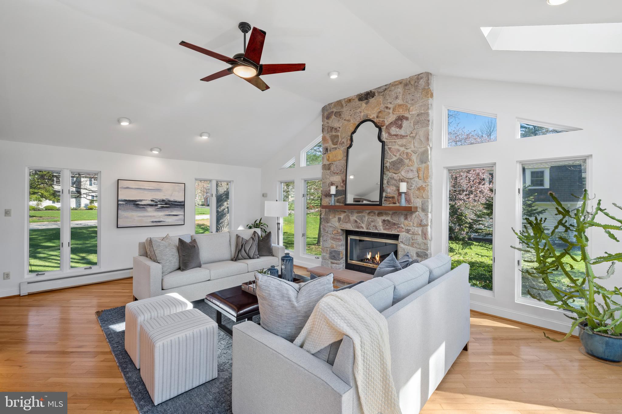 420 Heatherwood Lane Devon, PA 19333 - Photo 14 of 47 Family Room