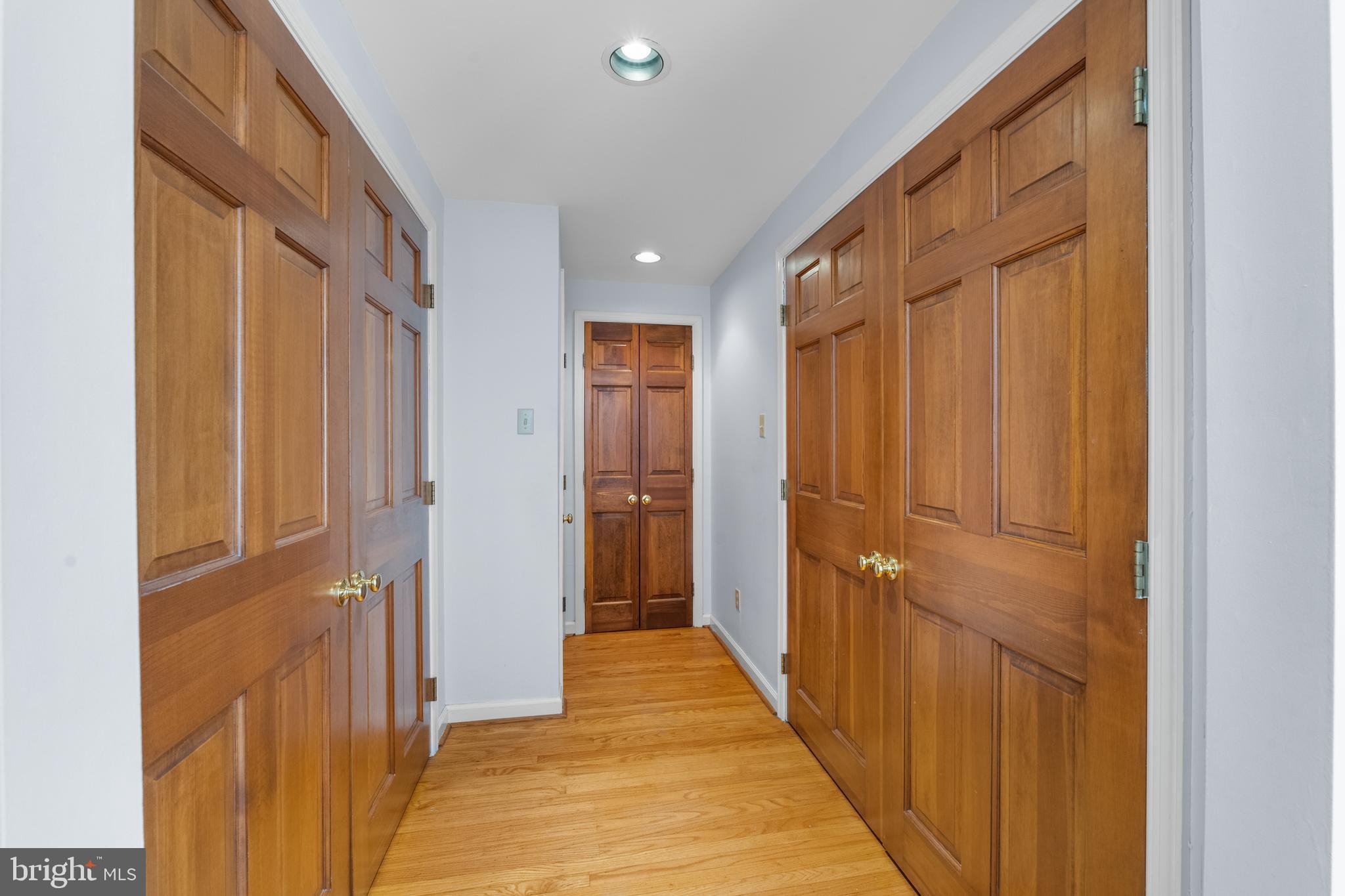 420 Heatherwood Lane Devon, PA 19333 - Photo 25 of 47 Primary Bedroom