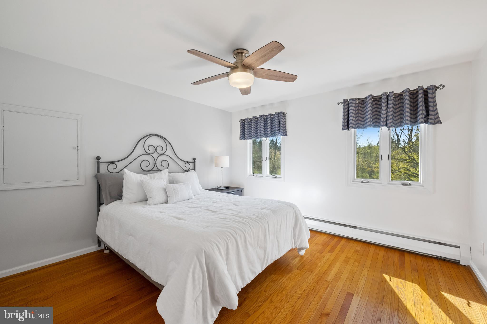 420 Heatherwood Lane Devon, PA 19333 - Photo 27 of 47 Bedroom 3