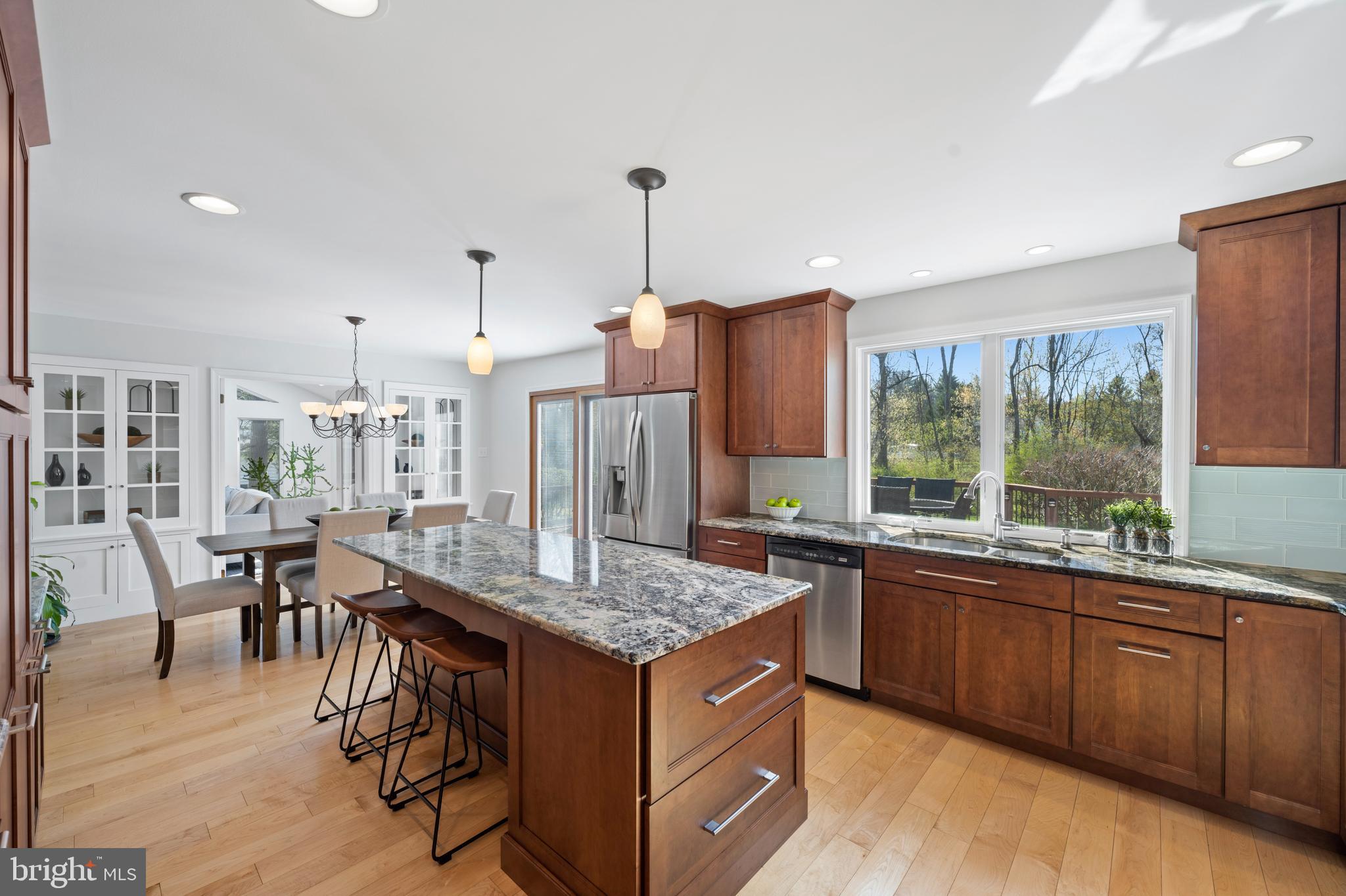 420 Heatherwood Lane Devon, PA 19333 - Photo 6 of 47 Kitchen