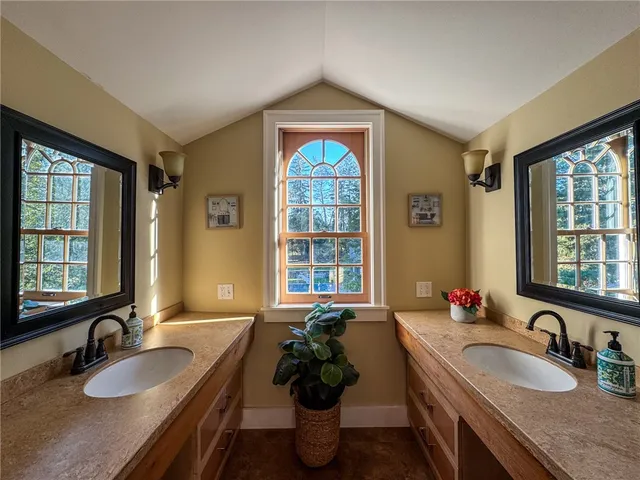 $679,000 | 24 Genesee Street, New Berlin, NY 13411