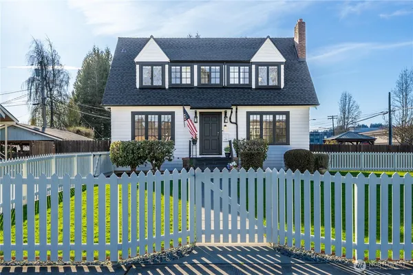 $850,000 | 926 Lewis Avenue, Sumner, WA 98390