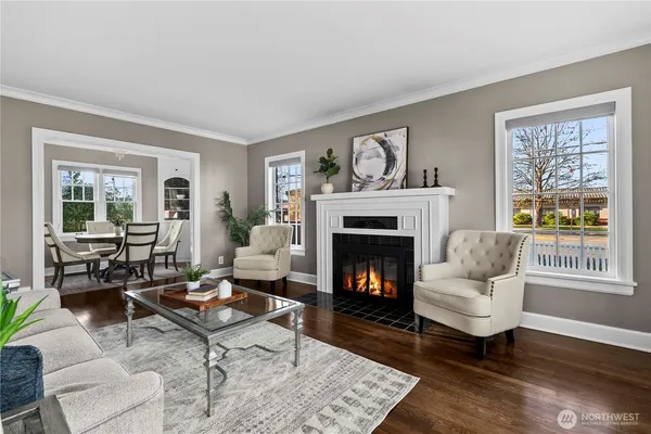 $850,000 | 926 Lewis Avenue, Sumner, WA 98390