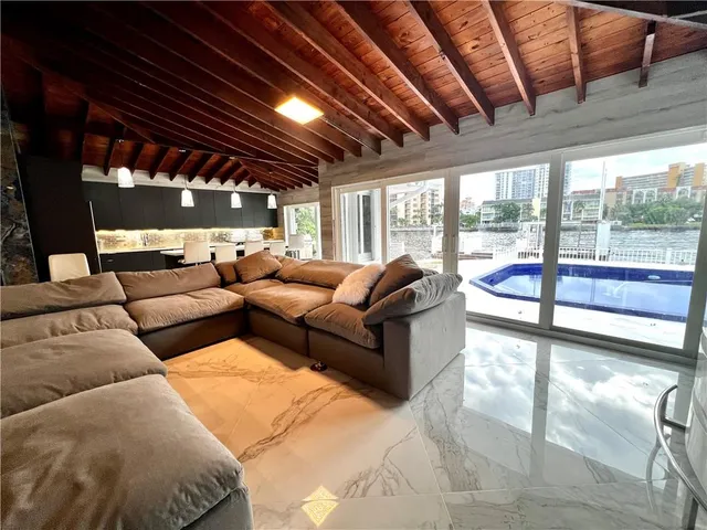 $2,750,000 | 720 Northeast 28th Avenue, Pompano Beach, FL 33062