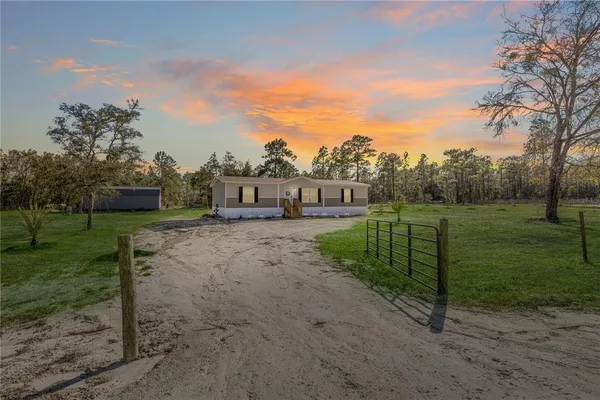 $250,000 | 14440 Southeast 21 Place, Morriston, FL 32668