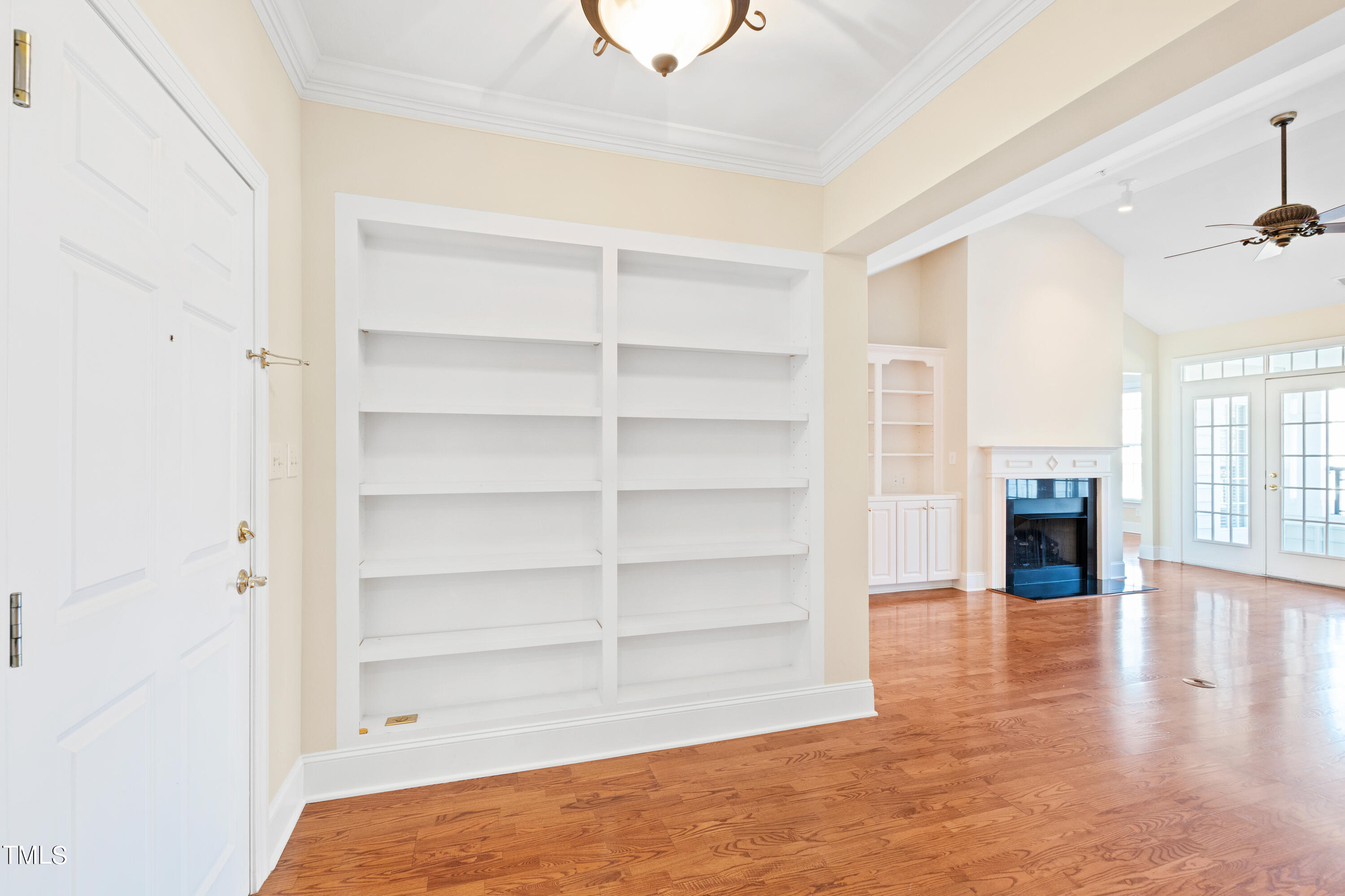 3700 Baron Cooper Pass, Unit 303 Raleigh, NC 27612 - Photo 8 of 37 Foyer 2