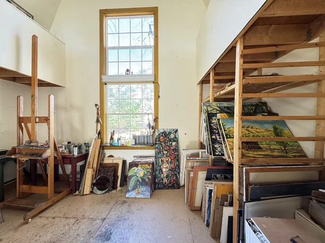 $499,000 | 696 Bernardston Road, Greenfield, MA 01301