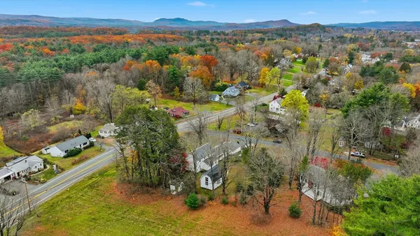 $448,000 | 696 Bernardston Road, Greenfield, MA 01301