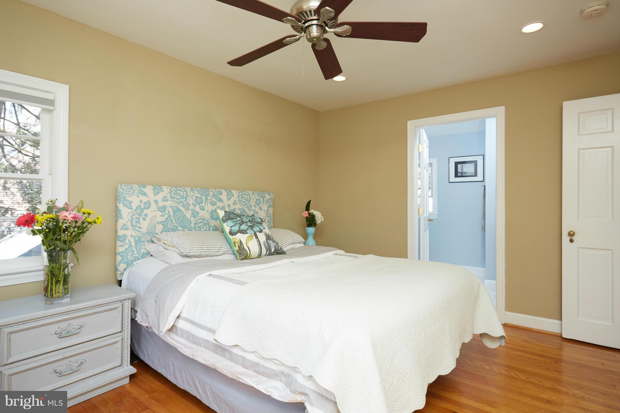 5963 Wilton Road Alexandria, VA 22310 - Photo 12 of 30 Bedroom (Master)