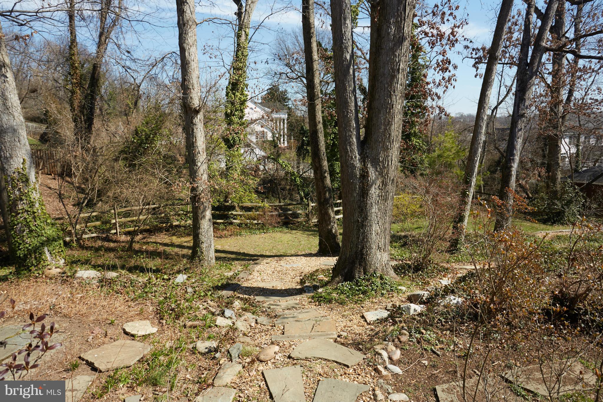 5963 Wilton Road Alexandria, VA 22310 - Photo 27 of 30 Exterior (Rear)