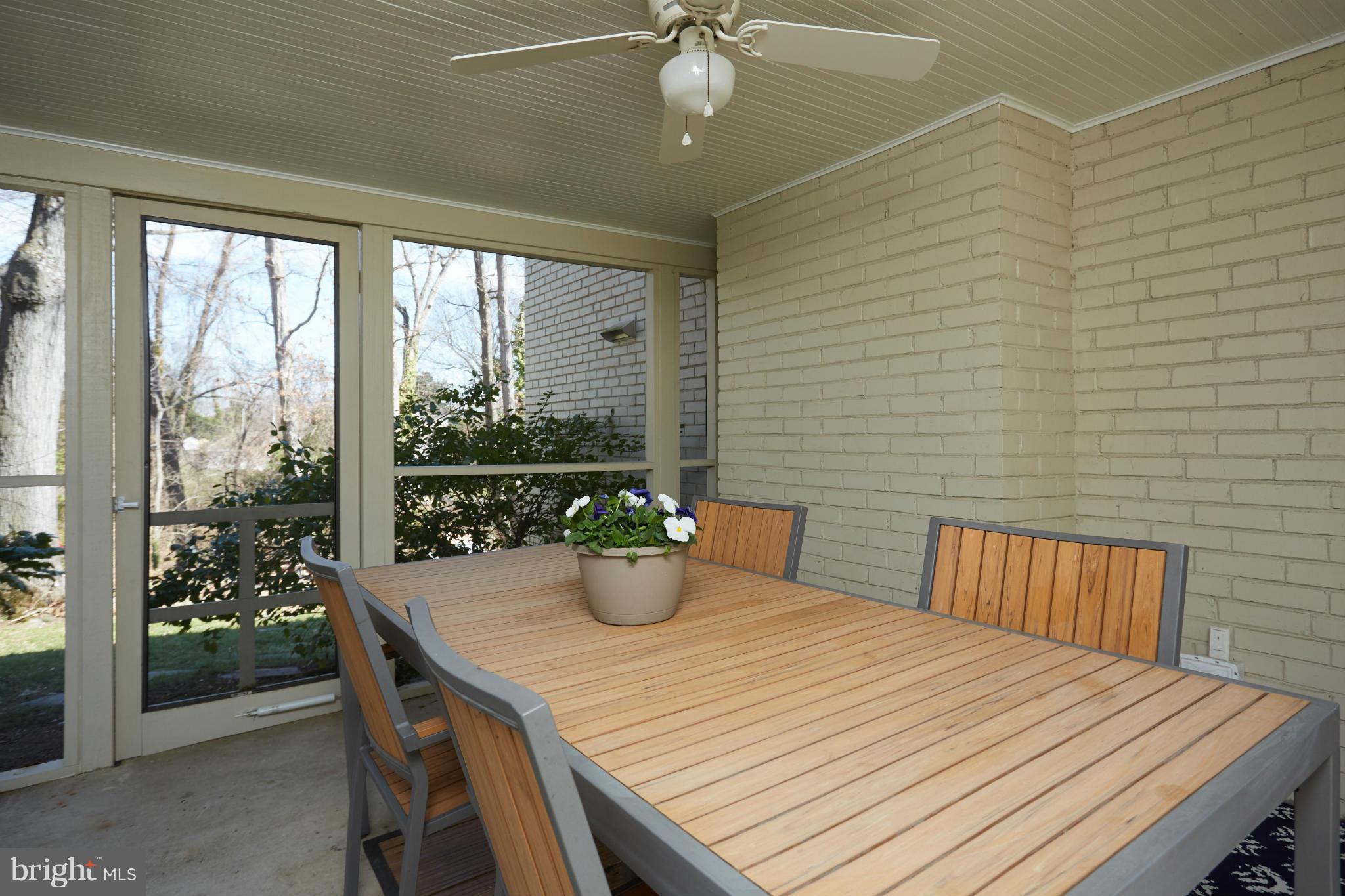 5963 Wilton Road Alexandria, VA 22310 - Photo 10 of 30 Screened Porch