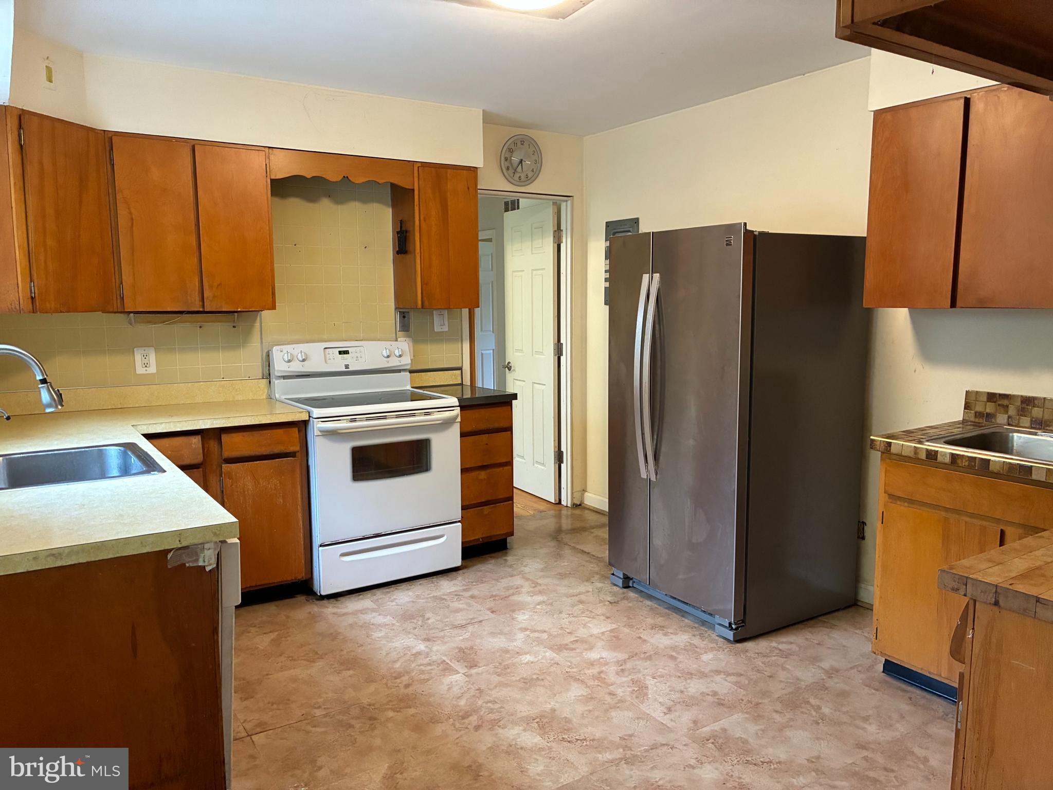 6501 Terry Drive Springfield, VA 22150 - Photo 4 of 10
