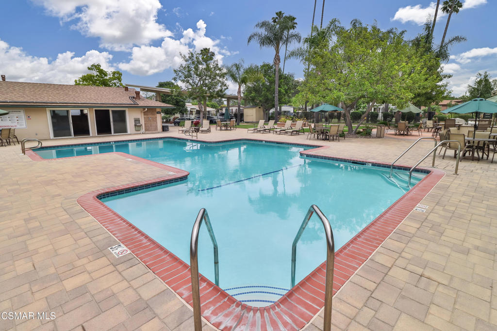 195 Tierra Rejada Road, Unit 60 Simi Valley, CA 93065 - Photo 19 of 25