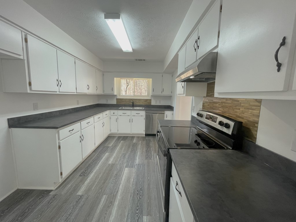 2014 Fortson Road Fortson, GA 31808 - Photo 9 of 29 Kitchen