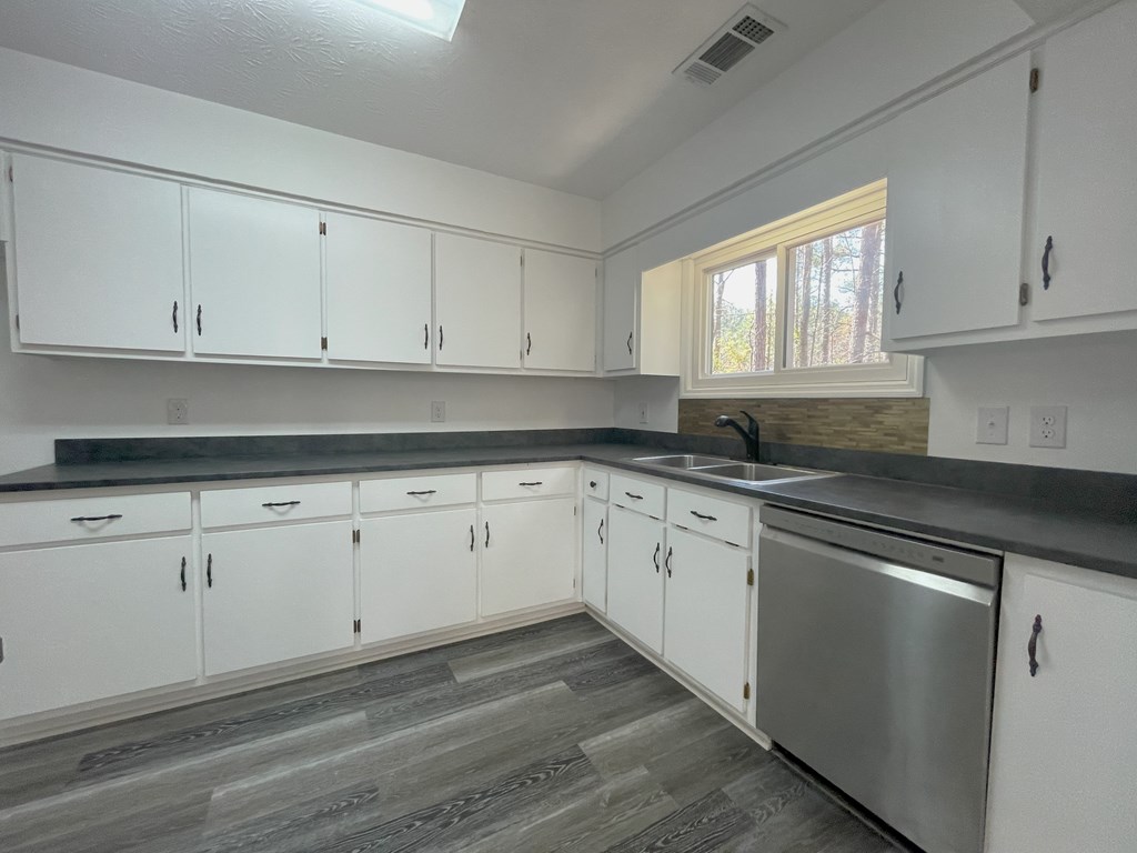2014 Fortson Road Fortson, GA 31808 - Photo 10 of 29 Kitchen