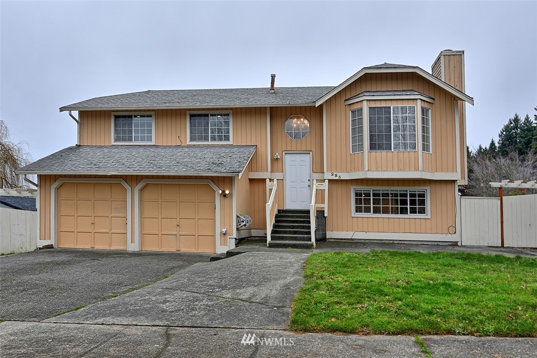 255 Powell Avenue Southwest Renton, WA 98057 - Photo 1 of 22