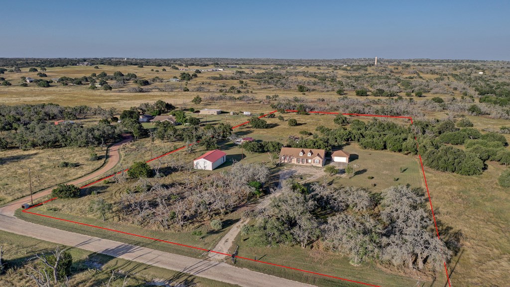 680 Windmill Ridge Drive Harper, TX 78631 - Photo 4 of 31 Gallery Image 4