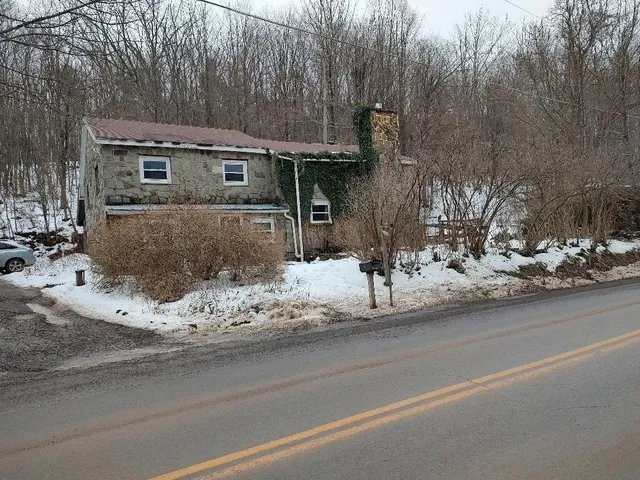 $195,000 | 2200-2199 Farm To Market Road, Johnson City, NY 13790
