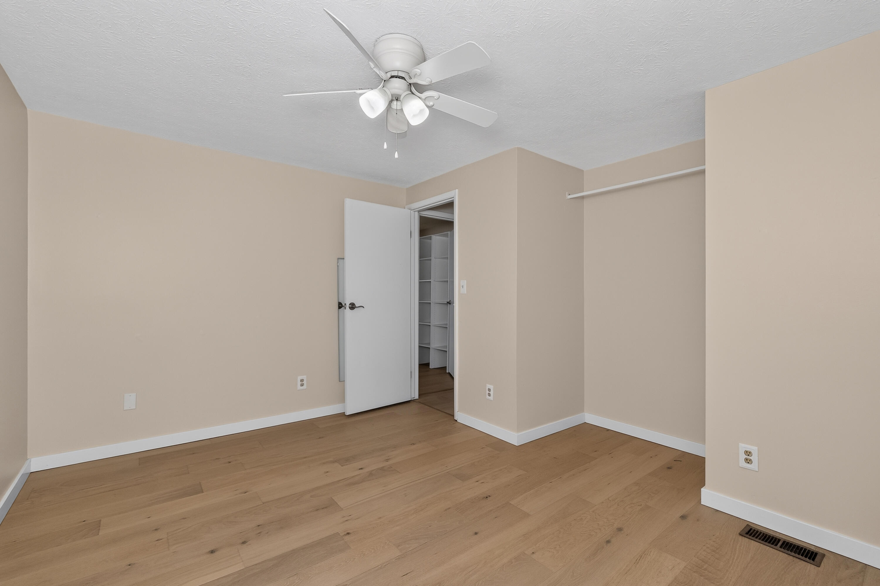 640 Rogers Road Fort Mitchell, KY 41017 - Photo 20 of 27 Rogers-20
