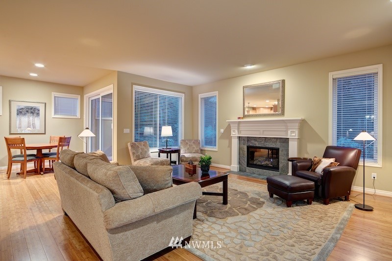 3602 Wells Avenue South Renton, WA 98055 - Photo 4 of 15