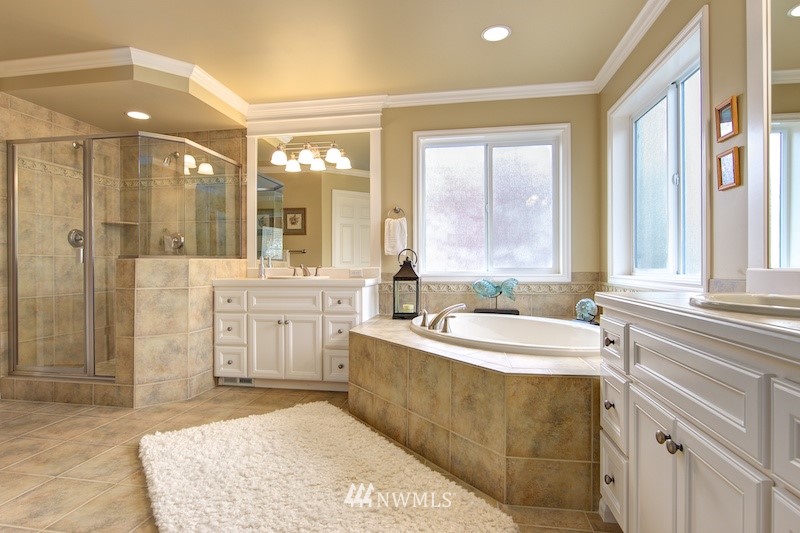 3602 Wells Avenue South Renton, WA 98055 - Photo 8 of 15